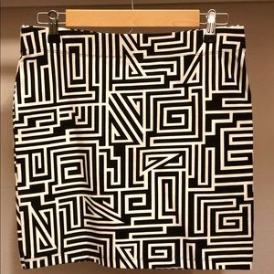 Black and white geometric bodycon mini skirt